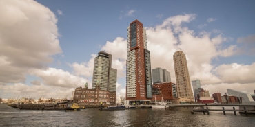 AJet8217ten-Istanbul-Sabiha-Gokcen-Rotterdam-Seferleri-Basladi-featured