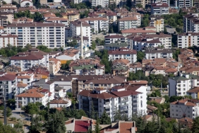 Turkiye-Nufusu-2023-Yillik-Artis-ve-Buyuk-Sehirlerin-Demografik-Haritasi-featured