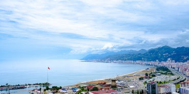 Turk-Donanmasi-Karadeniz-ve-Somali8217de-Eszamanli-Stratejik-Operasyonlarda-featured