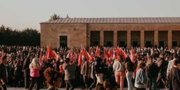 Agaoglu-Avrasya-GYO-Halka-Arzi-Basladi-Katilim-Endeksi-Uygun-Mu-featured